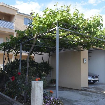 Apartment Ana Kaštel Sućurac エクステリア 写真
