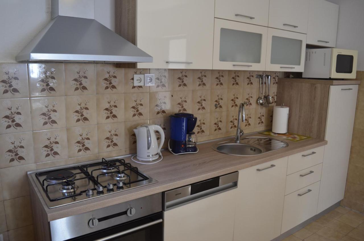 Apartment Ana Kaštel Sućurac エクステリア 写真