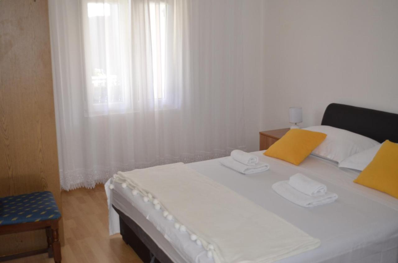 Apartment Ana Kaštel Sućurac エクステリア 写真